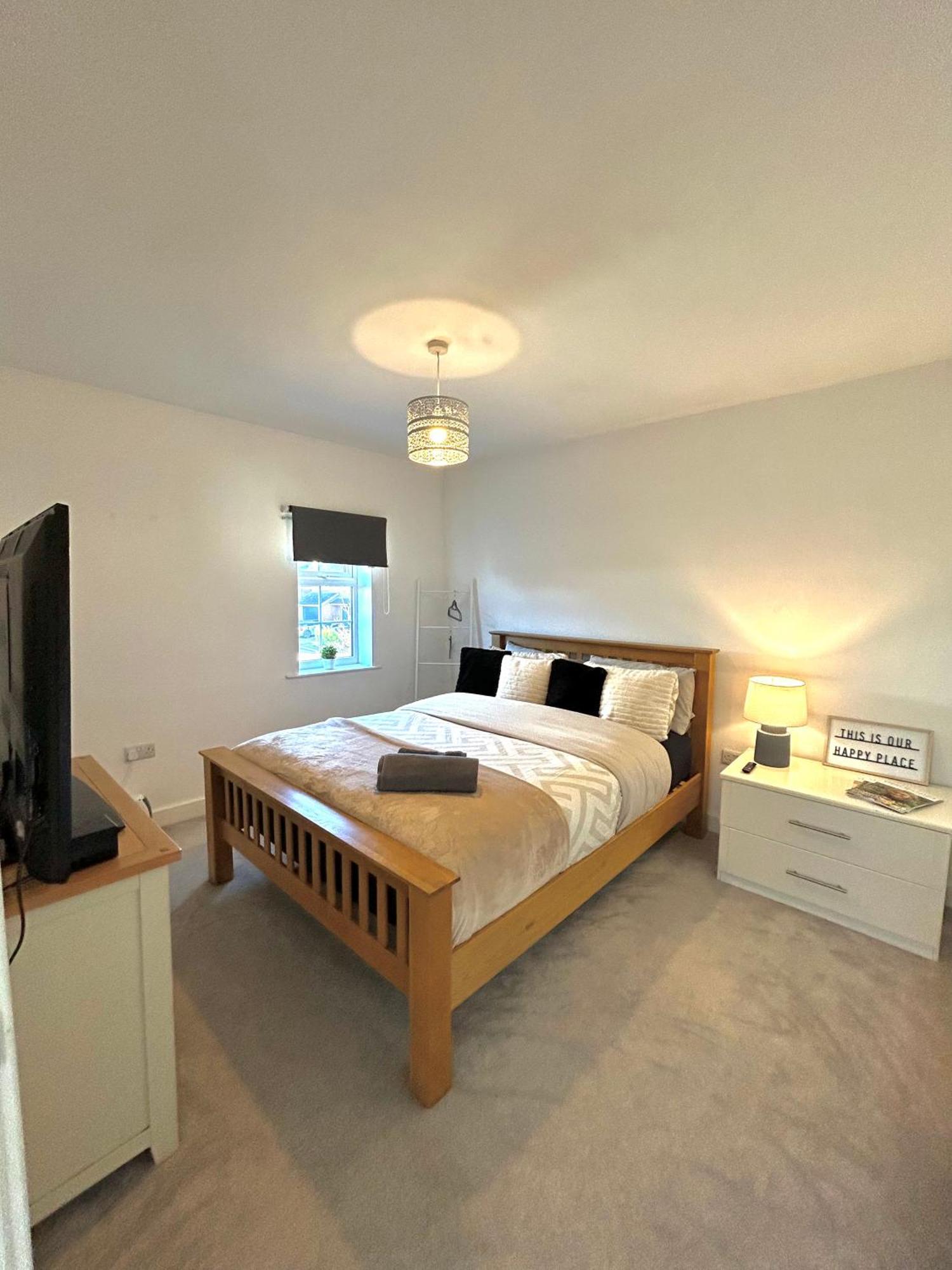 Luxury Countryside Stay - Waters Upton, טלפורד מראה חיצוני תמונה